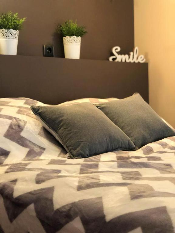 Apartment Wilcza 54 Prywatne Mieszkanie Z Balkonem W Centrum 400m Od Dworca Centralnego Samodzielne Zameldowanie! Self Check-in System! *